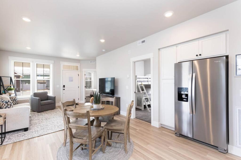 Charming 3-Bedroom In Vibrant New Neighborhood Billings Exterior photo
